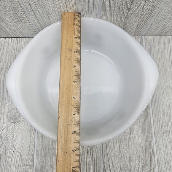 Vintage Glasbake Mixing Bowl 2QT Daisy Floral USA 8in Ovenware Bakeware Pyrex Er - Picture 4 of 7